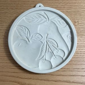 1994 Roseville, OH Cookie Mold Workshops of Gerald E Henn Fruit Signed